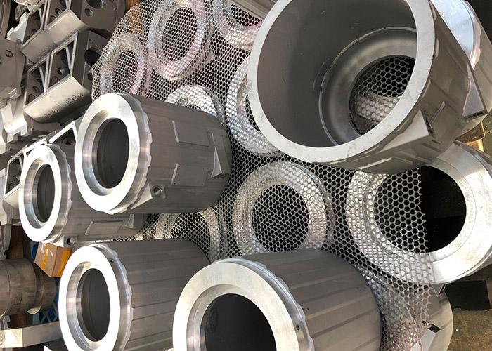 合金(jīn)鑄造澆(jiao)入型腔(qiang)冷卻到(dào)室溫要(yào)經曆三(sān)個階段(duan)