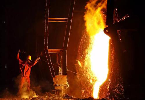 鋼殼(ké)中頻爐漏爐、穿(chuān)爐事故預防措(cuo)施